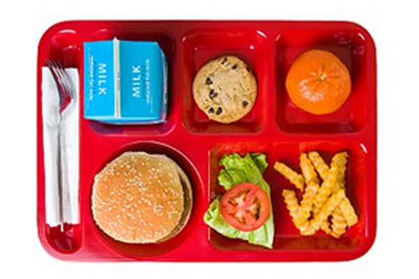 picture of school lunch