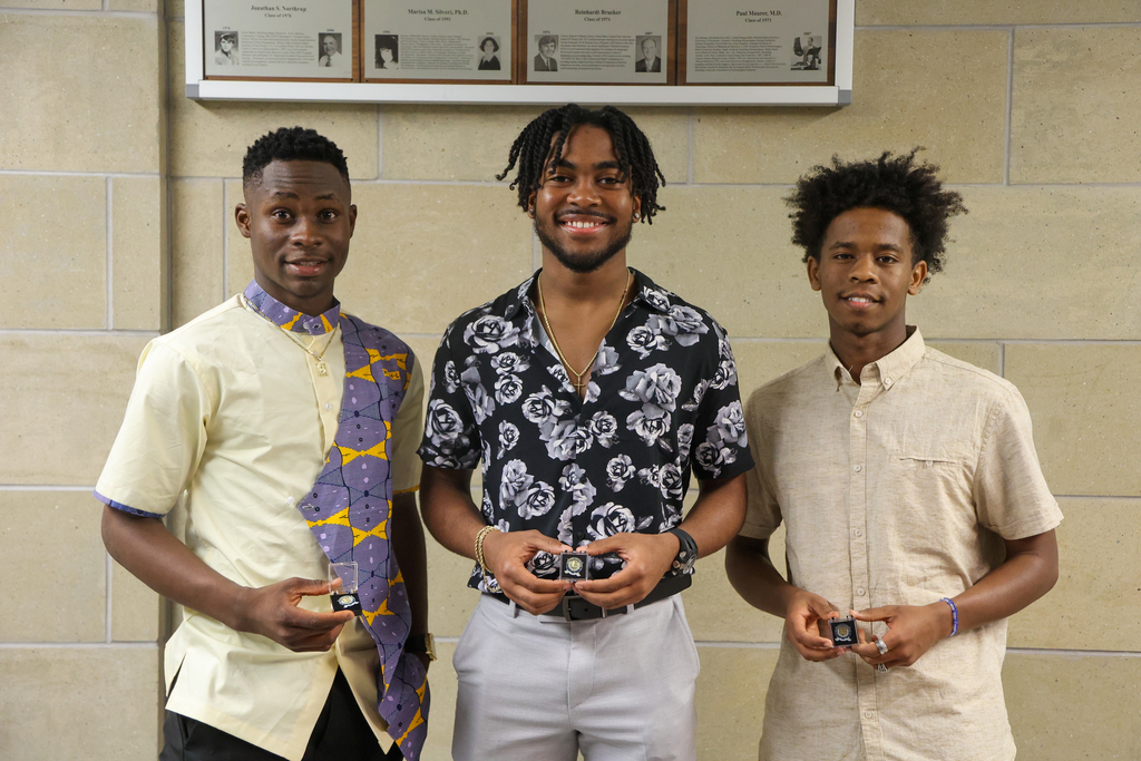 Students with E Patches