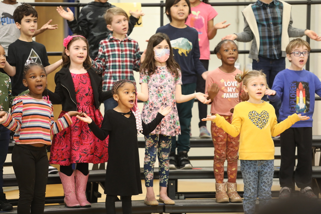 students singing